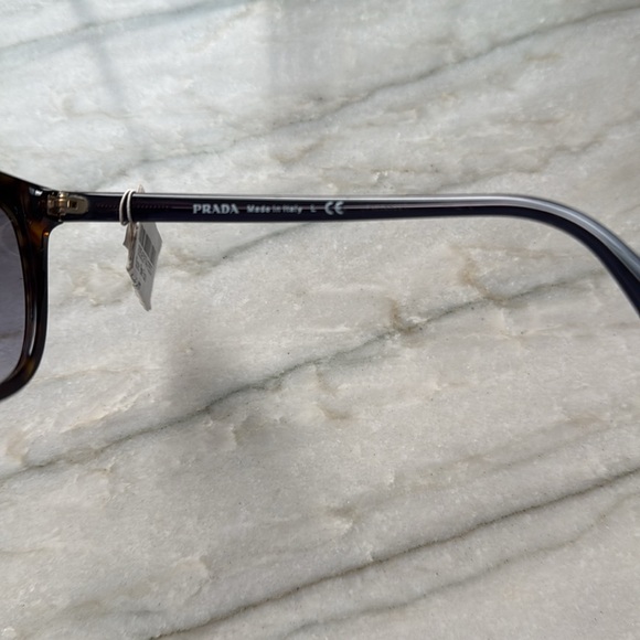 Prada PR 03XS sunglasses - Picture 6 of 11